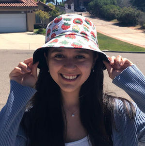 Meet your Posher, Abby